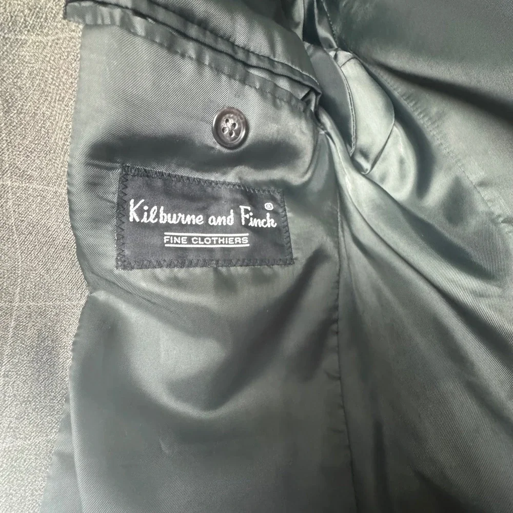Kilburne And Finch classic men